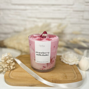Strawberry Milkshake-desszertgyertya