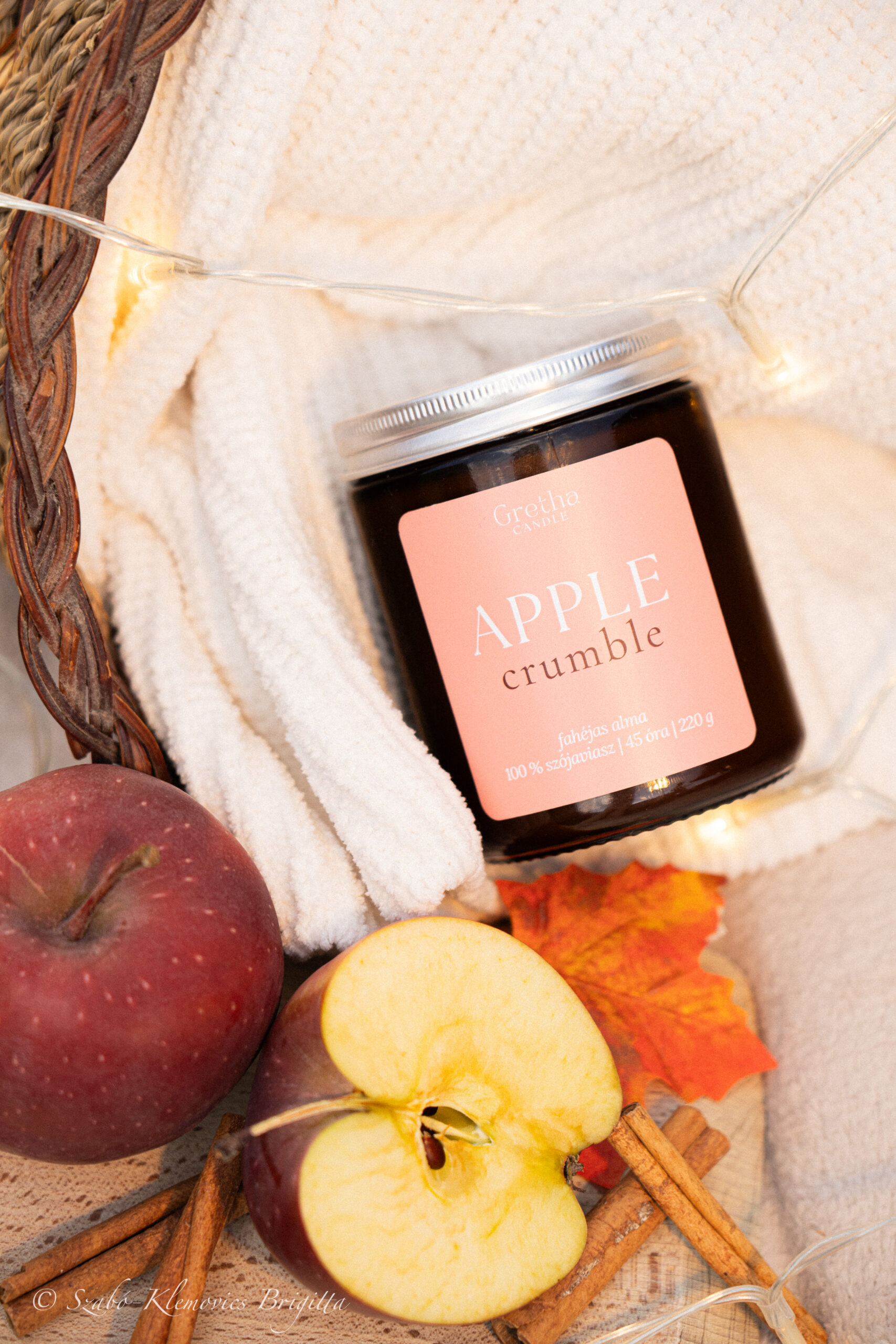 Apple Crumble őszi illatgyertya fa kanóccal